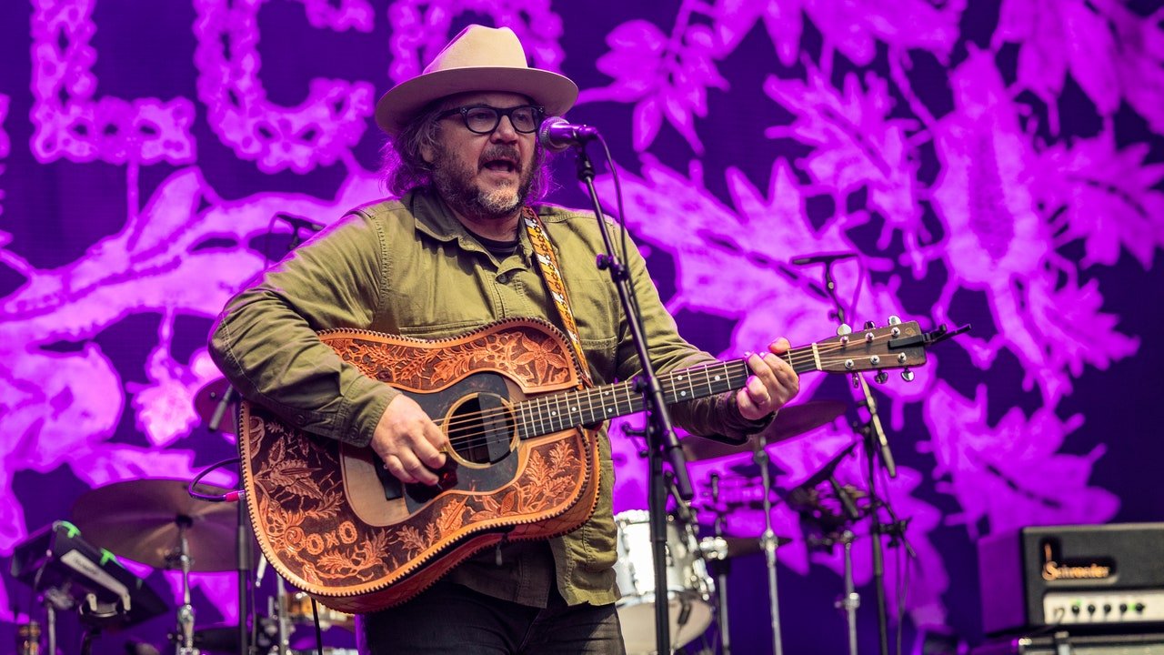 Jeff Tweedy with Case Oats